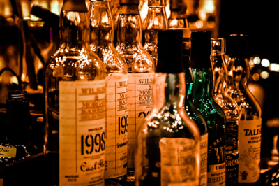 可口可樂經營范圍新增「酒類經營」,雪花啤酒推出高端啤酒禮盒「醴」單盒售價999元 | FoodTalks日報